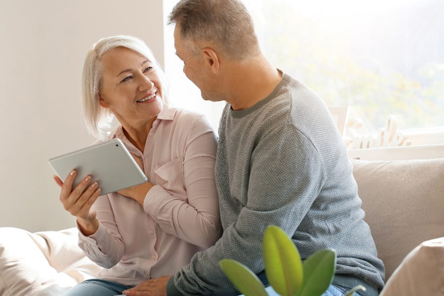 Talking through benefit options together